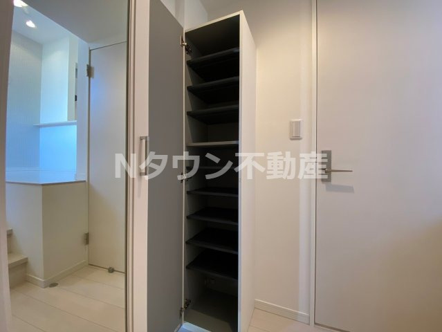 【その他】 | Blue Topaz | 便利な収納スペースです