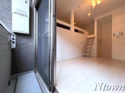 【バルコニー】 | SpazioFelice | 広々としたバルコニーです