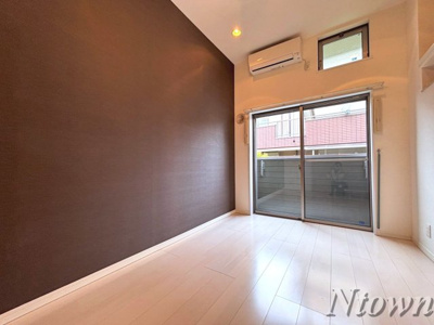 【居間・リビング】 | SpazioFelice | こちらの居間で趣味の時間をお楽しみください