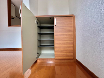 【玄関】 | ステーションヒルズ