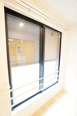 【セキュリティ】 | ロイヤルガーデン | ※同物件・反転タイプの写真です。