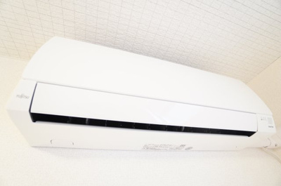 【設備】 | ロイヤルガーデン | 洋室エアコン※同物件・反転タイプの写真です。