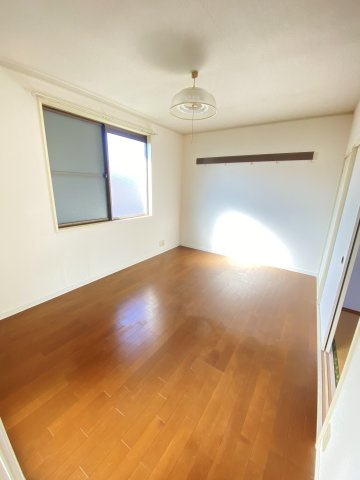 アドバンス栃Aの洋室|ゆったりした洋室です