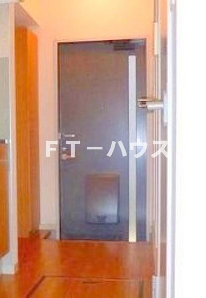 フレグランス・ユーの玄関