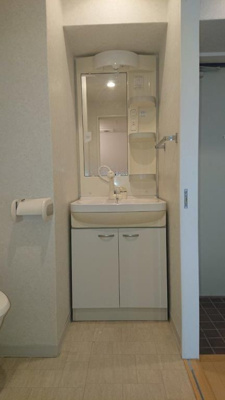 【独立洗面台】 | アクタス六本松タワー | 別号室の写真になります。現況優先。