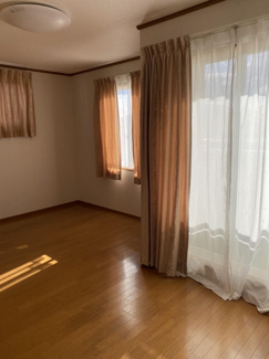 【No.5742】若葉台北3丁目中古住宅/5LDKの洋室