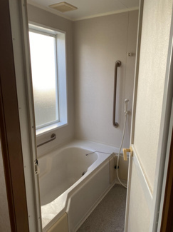 【No.5742】若葉台北3丁目中古住宅/5LDKの浴室