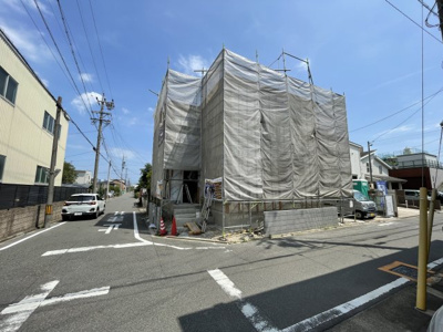 【前面道路含む現地写真】 | FIRST TOWN  第１守山区新守山　全１棟＜仲介手数料無料＞瀬古小・守山西中　新築一戸建て | 撮影
社長の村田です！
自らプレイヤーとして営業しています
長年の経験と実績から皆様により良いマイホーム購入のご提案をいたします。
住宅ローンの不安や購入後の不安等何でもご相談ください。