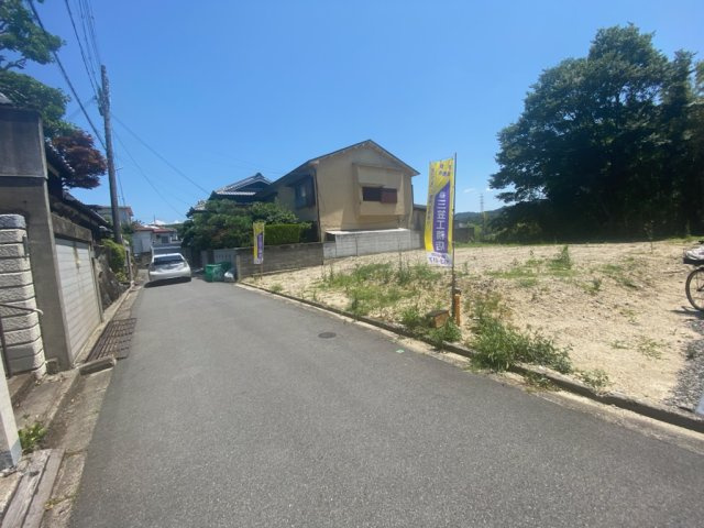 【建築条件付き土地】サン・タウン杉山手の前面道路含む現地写真|■静かな住宅街で、車通りも少なく駐車しやすいです♪♪