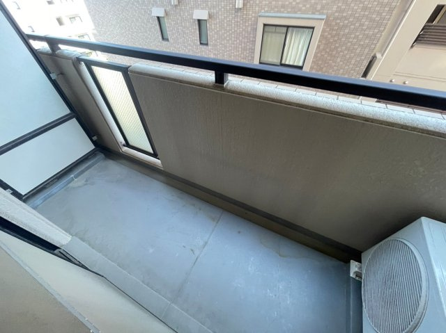 フレックス芦屋のバルコニー