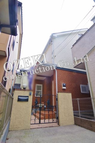 越谷市花田中古戸建て　ウッドデッキのある家♪の外観