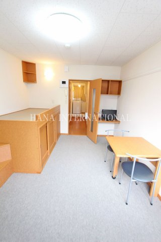 レオパレスＥｘｉｓｔｅｎｃｅの居間・リビング