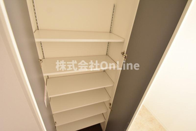 【収納】 | セレニティ荒本B棟