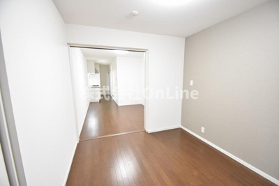 【居間・リビング】 | セレニティ荒本B棟