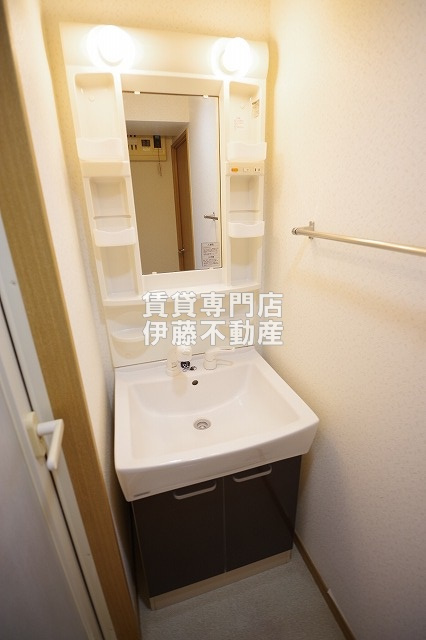 ノールルミエール黒川の洗面所