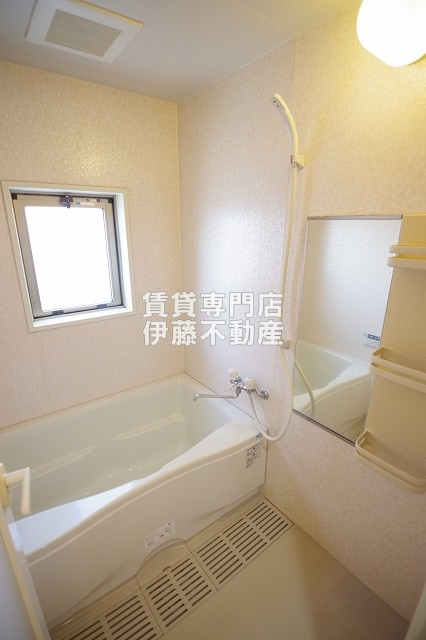 ノールルミエール黒川の浴室