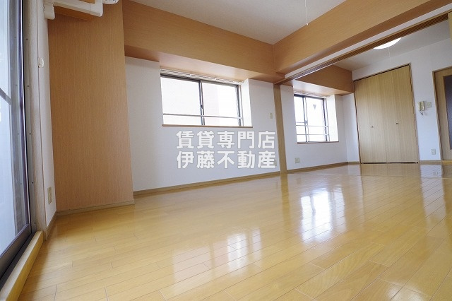 ノールルミエール黒川の洋室