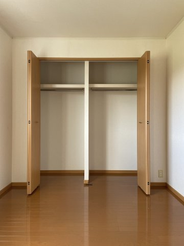 【収納】 | シャルロットⅡ | 103の写真（間取反転タイプ：イメージ）