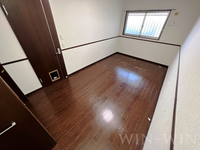 ドゥソールの洋室|イメージ（同建物内別部屋の写真です）