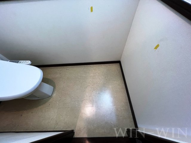 ドゥソールのトイレ|イメージ（同建物内別部屋の写真です）