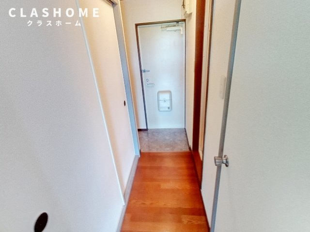 M&Mの玄関|同物件の別部屋になります。