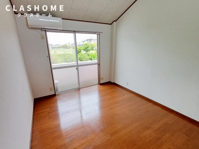 M&Mの居間・リビング|同物件の別部屋になります。