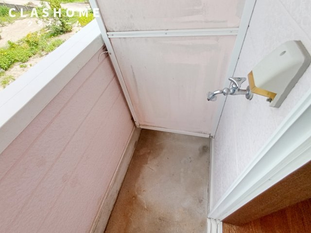 M&Mのバルコニー|同物件の別部屋になります。