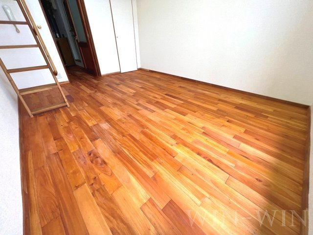 セザンヌ雲谷の内装