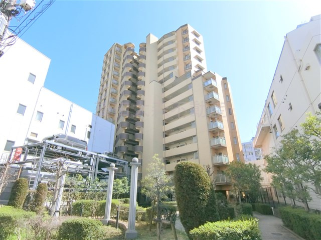 アルシオンエアポートタワーの外観