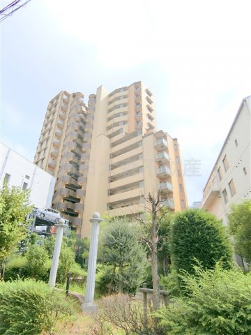 アルシオンエアポートタワーの外観