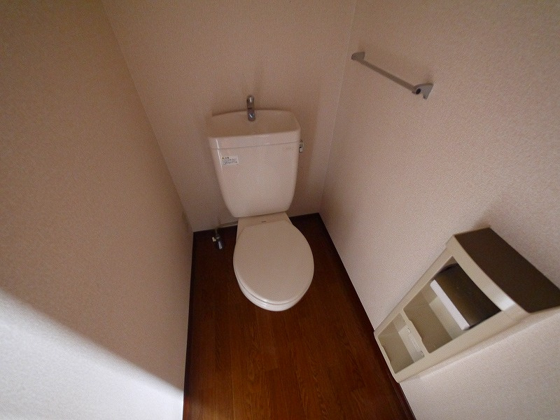 エフ・メゾン　Ａ・Ｂのトイレ|清潔感のあるトイレです