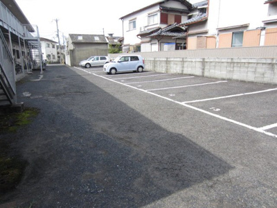 【駐車場】 | ウラカワハイツ