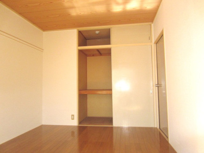 【居間・リビング】 | ウラカワハイツ