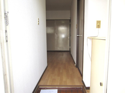 【玄関】 | ウラカワハイツ