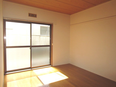 【居間・リビング】 | ウラカワハイツ