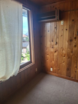 【洋室】 | 岩美町岩本中古戸建て