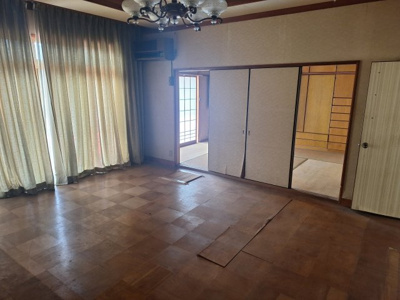 【洋室】 | 岩美町岩本中古戸建て
