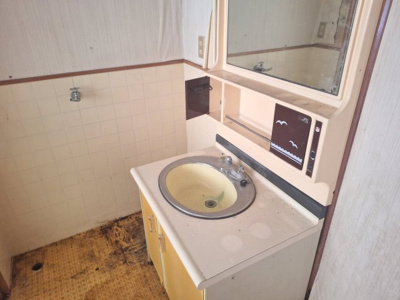 【独立洗面台】 | 岩美町岩本中古戸建て