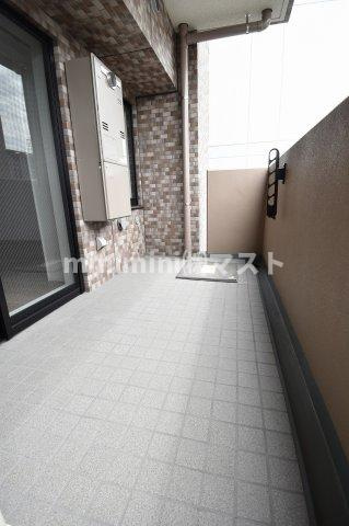 リーガル靭本町のバルコニー