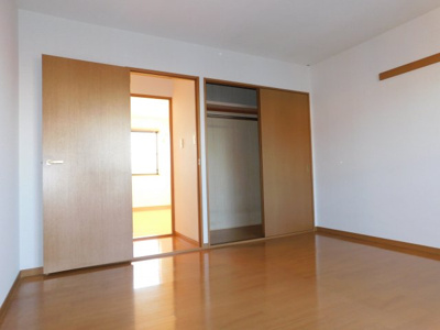 【洋室】 | エスペランサハイツ八幡 | ※同建物同型別のお部屋