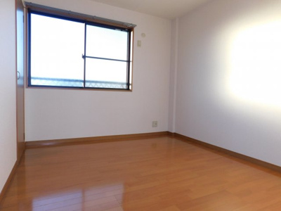 【寝室】 | エスペランサハイツ八幡 | ※同建物同型別のお部屋