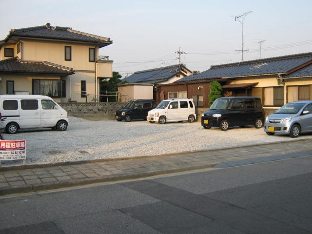 清徳駐車場の駐車場
