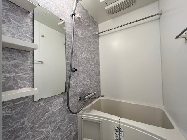 S-RESIDENCEドーム前千代崎の浴室