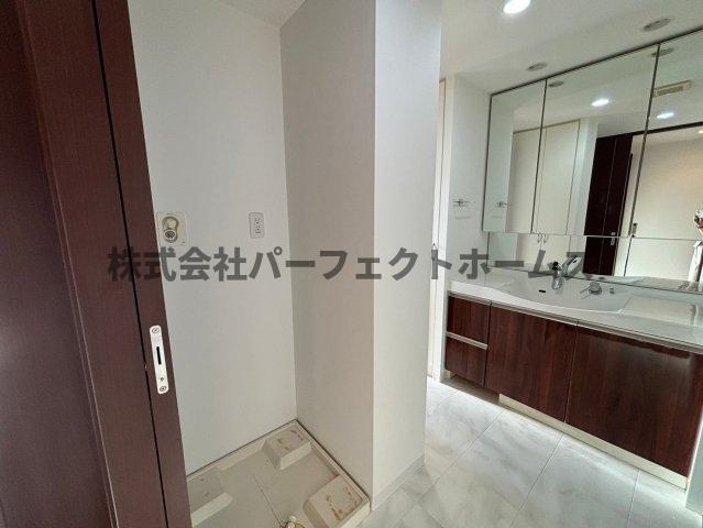 エステムコート香里園の独立洗面台