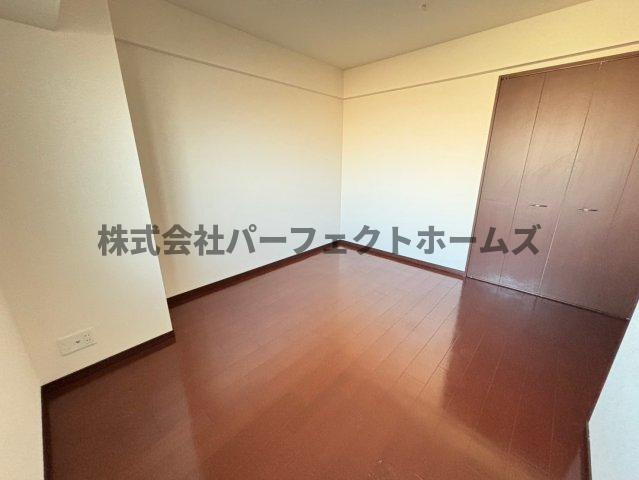 エステムコート香里園の寝室