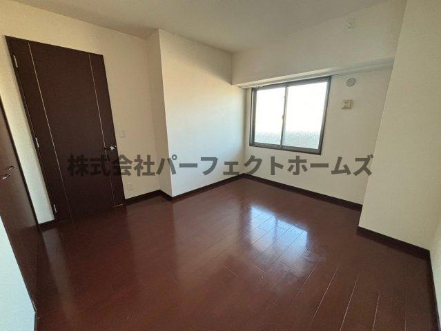 エステムコート香里園の寝室