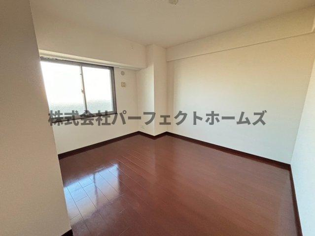 エステムコート香里園の寝室