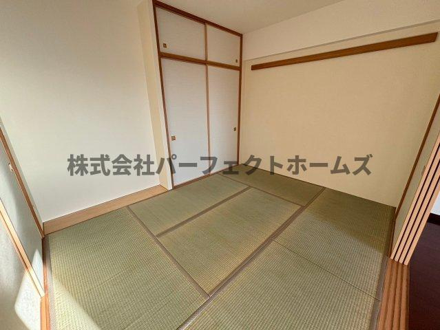 エステムコート香里園の和室