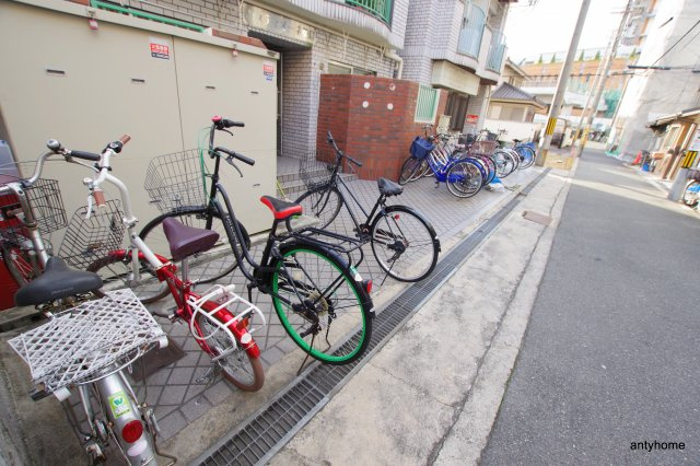 バスティオーネ柴島　仲介手数料無料の駐車場