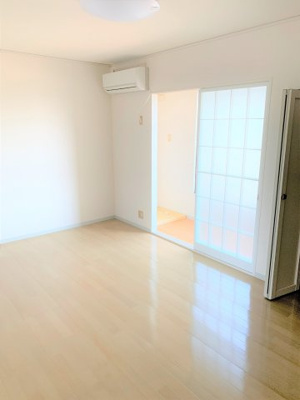 【洋室】 | セジュール黒部A